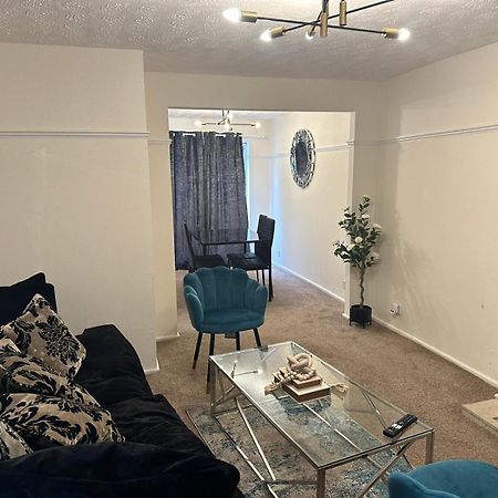 3 Bedroom Apartment Close To Manchester City Stadium And Coop Live Eksteriør billede