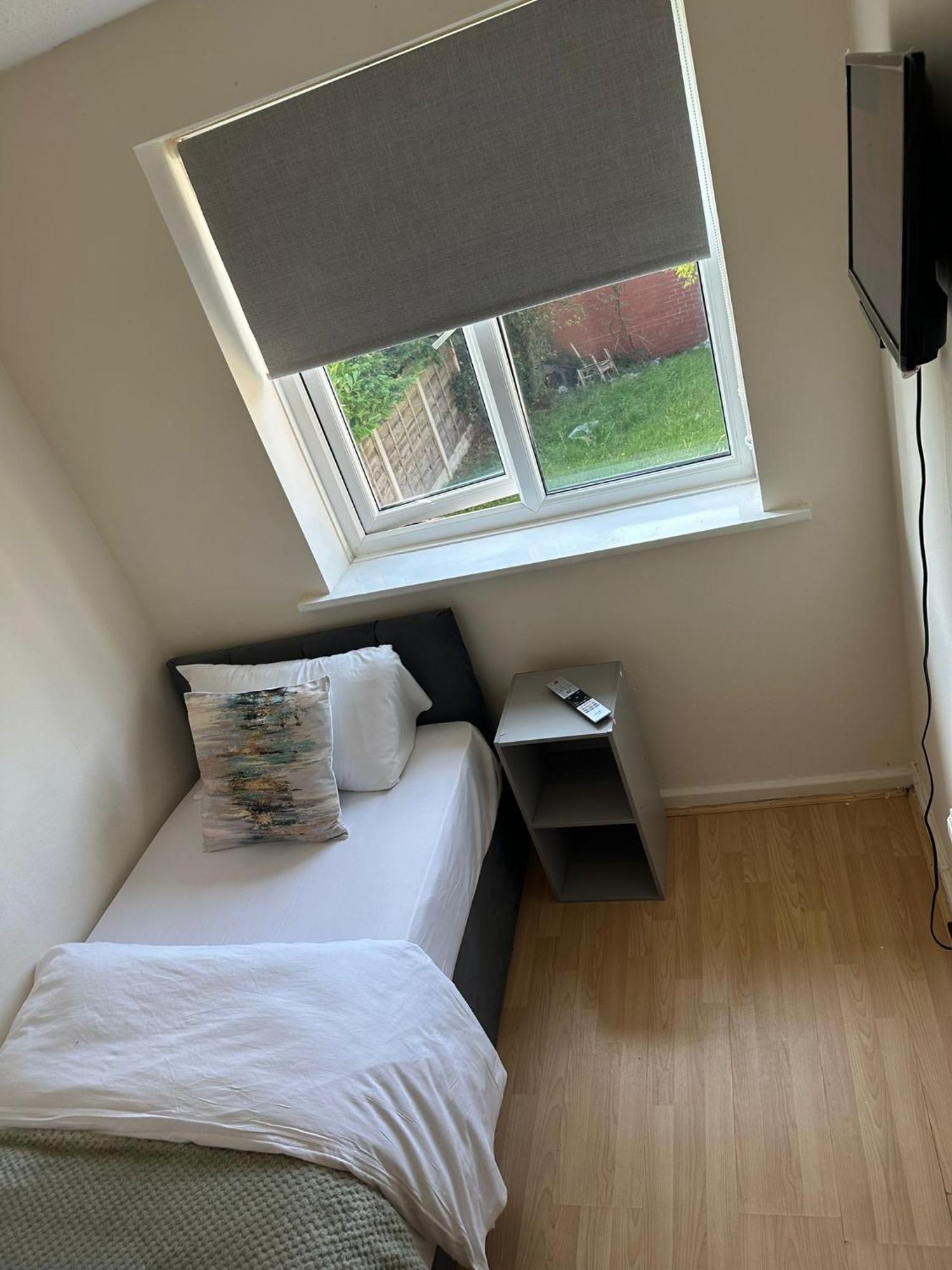 3 Bedroom Apartment Close To Manchester City Stadium And Coop Live Eksteriør billede